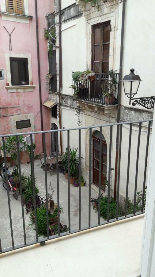 Appartement 9 House Ortigia à Syracuse Extérieur photo